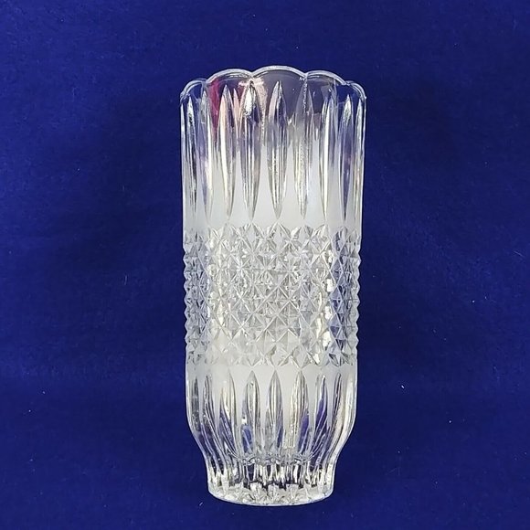 Vase Pressed Glass Diamond Cut Frosted Ridge Pattern Scalloped Rim 8.25" Tall - Picture 7 of 10